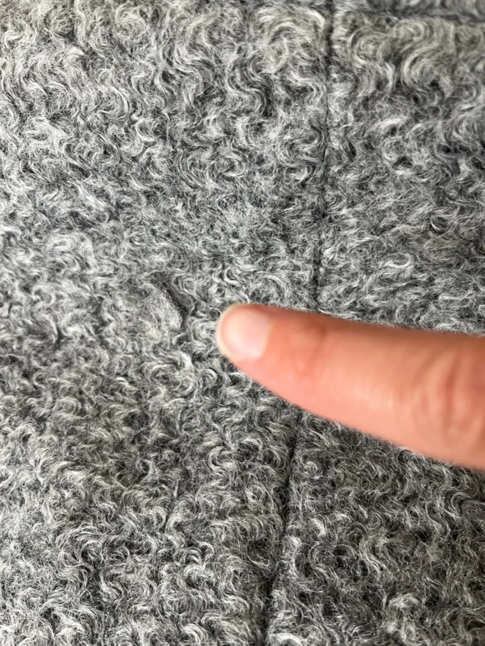 ZARA BLOGGER FAVORITE SHORT BOUCLÉ JACKET SIZE L - Picture 13 of 13